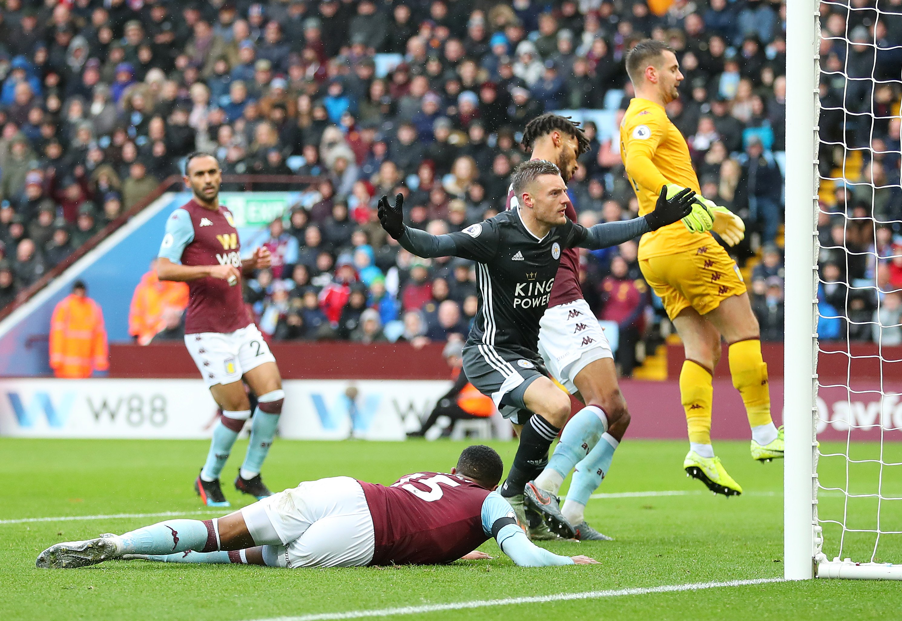 在国内联赛 在国内联赛