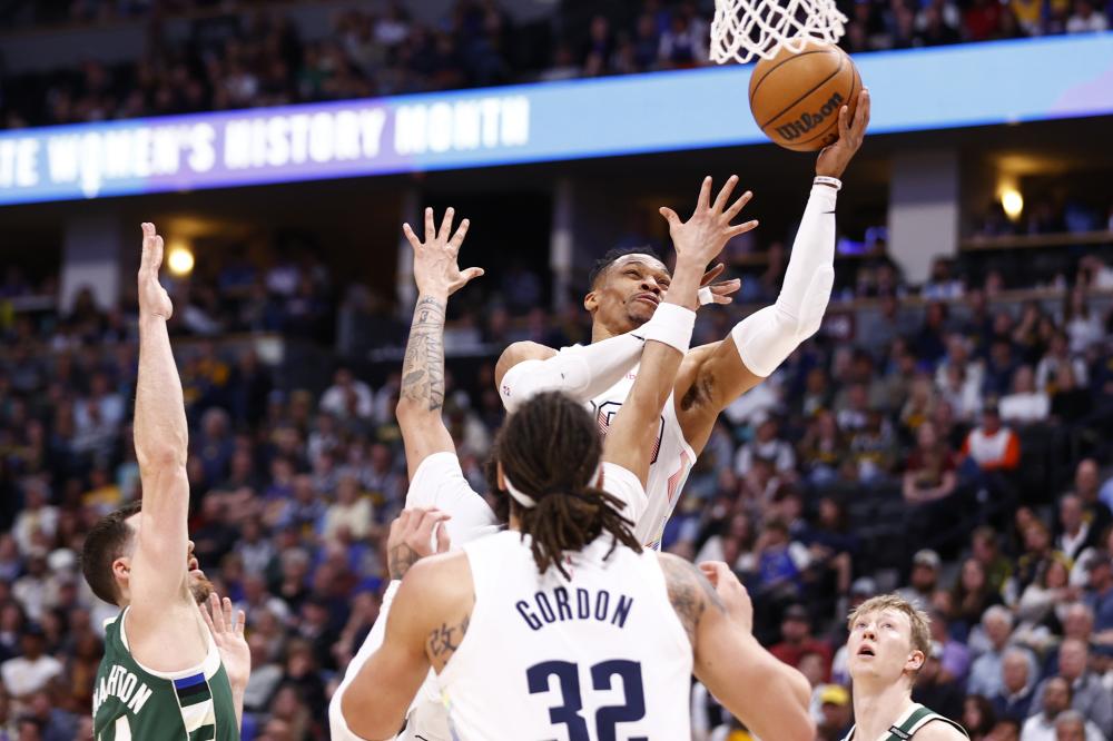 追赶领先车 追赶领先车