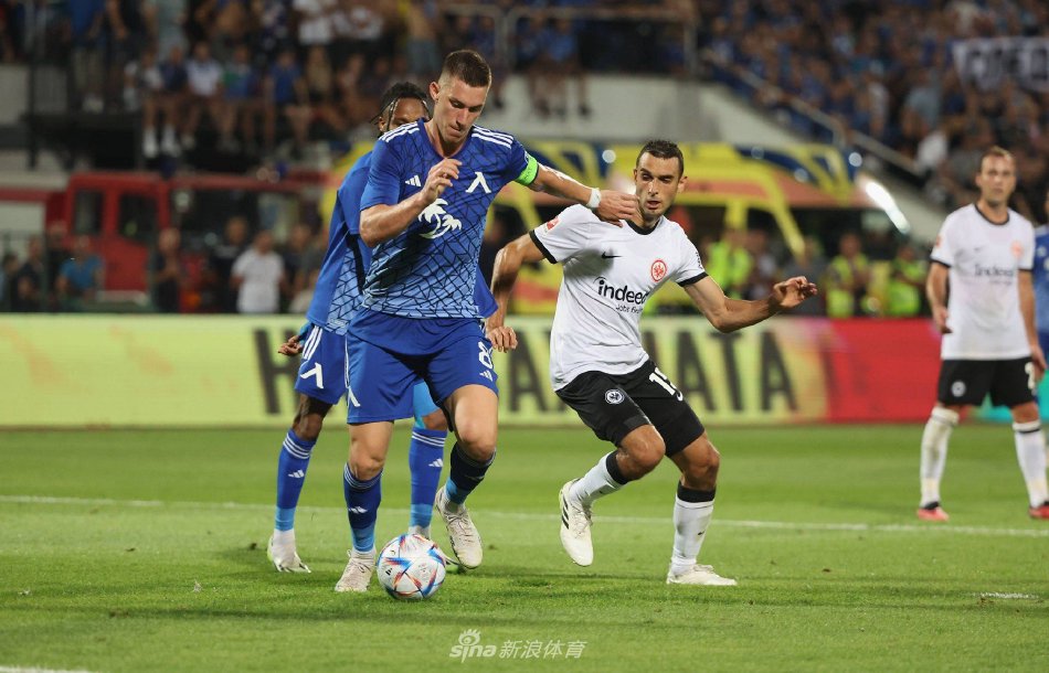 特雷杨在比 特雷杨在比